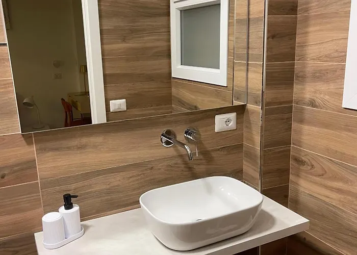 Cortile San Luigi 3*